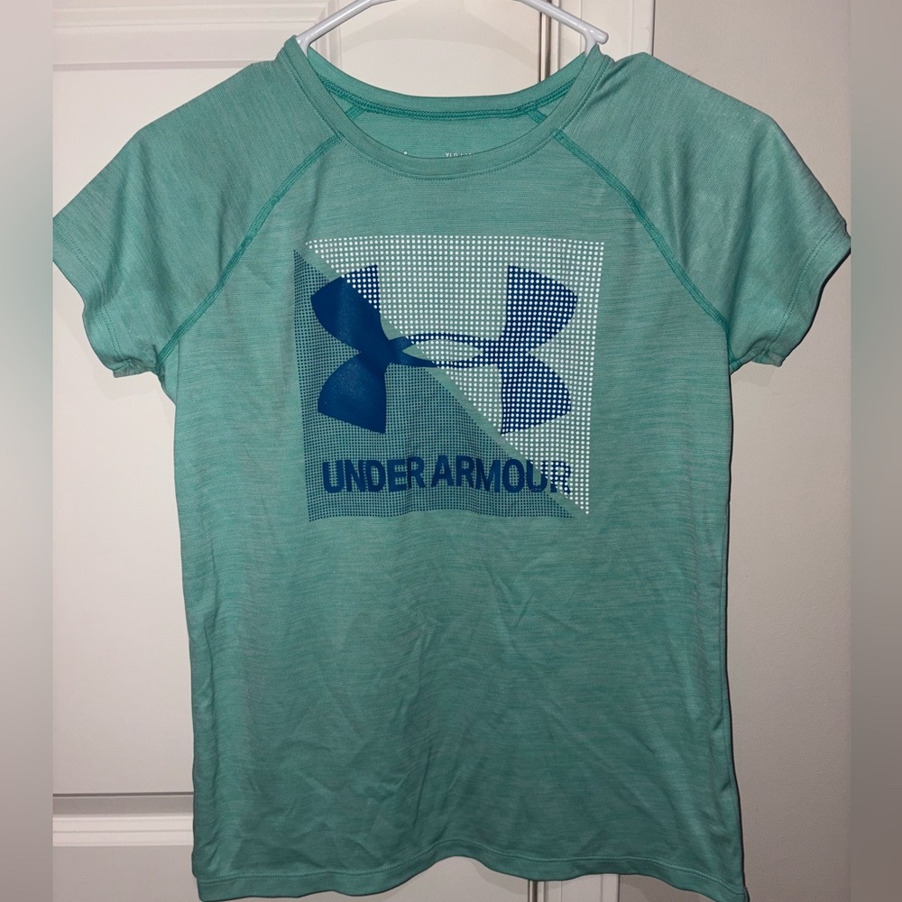 Under Armour Kids Blue Short Sleeve Tee with Crew Neck